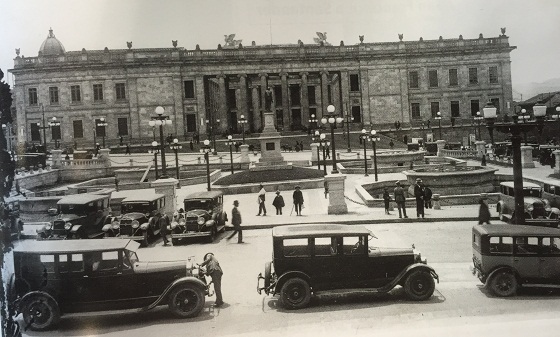Plaza de Bolívar, siglo XX